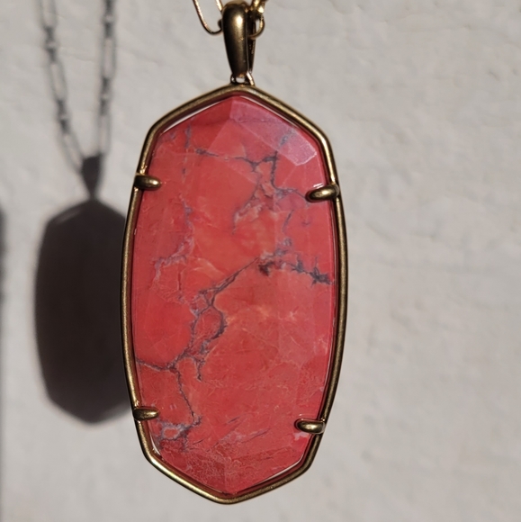 NWT LONG FACETED NECKLACE - Picture 4 of 10